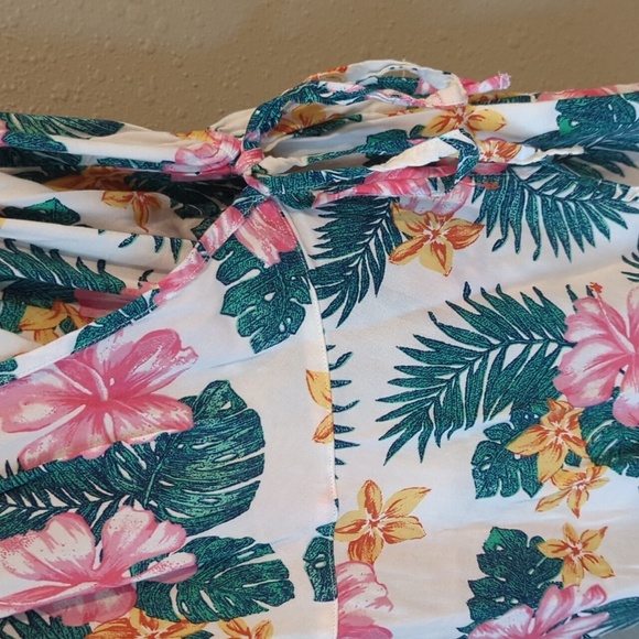 Arizona Hawaii Floral Romper Wrap Dress Size Small - Picture 2 of 7